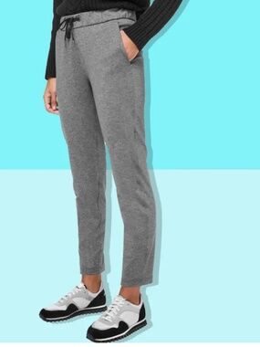 LULULEMON PANTS SIZE 4